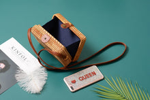 Load image into Gallery viewer, Square Round Mulit Style Straw Bag