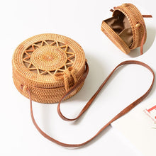 Load image into Gallery viewer, Square Round Mulit Style Straw Bag